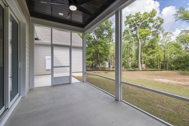 5681 Iola Cres Drive, Tallahassee, FL 32309