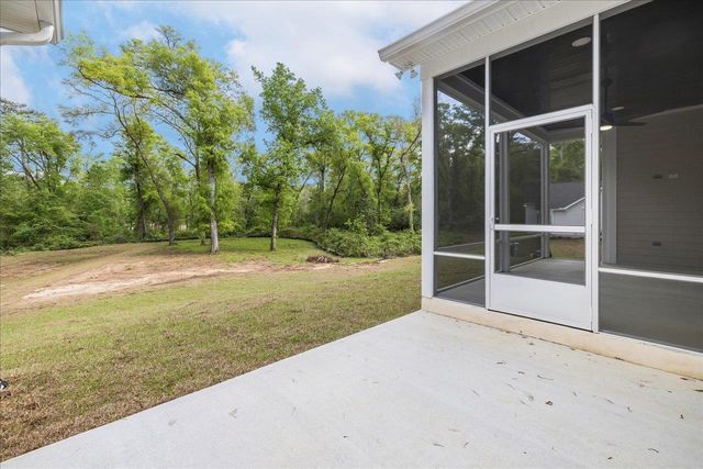 5681 Iola Cres Drive, Tallahassee, FL 32309