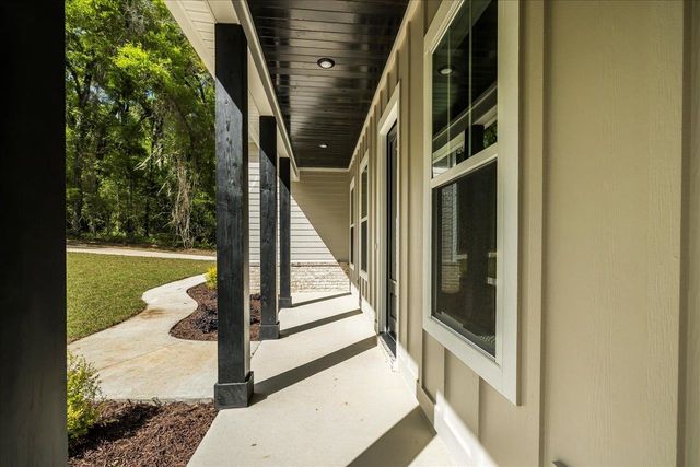 5681 Iola Cres Drive, Tallahassee, FL 32309