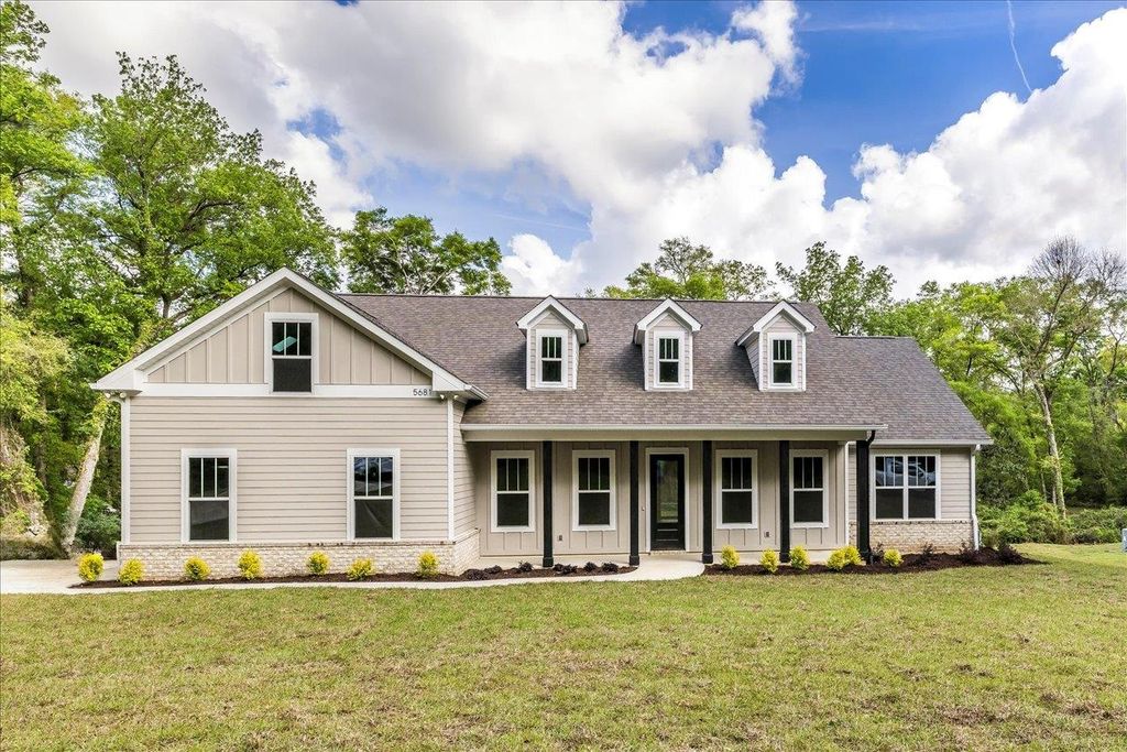 5681 Iola Cres Drive, Tallahassee, FL 32309