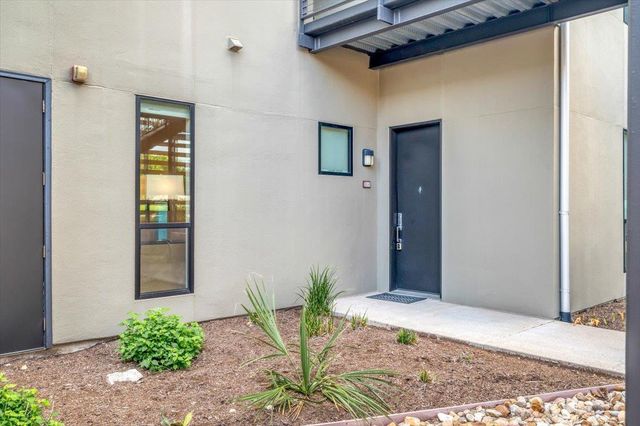 1101 Ivean Pearson RD A102, Lago Vista, TX 78645