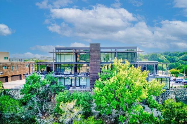 1101 Ivean Pearson RD A102, Lago Vista, TX 78645