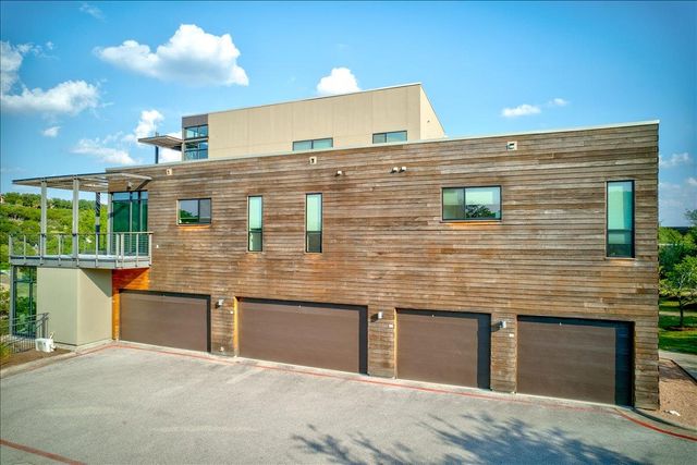 1101 Ivean Pearson RD A102, Lago Vista, TX 78645