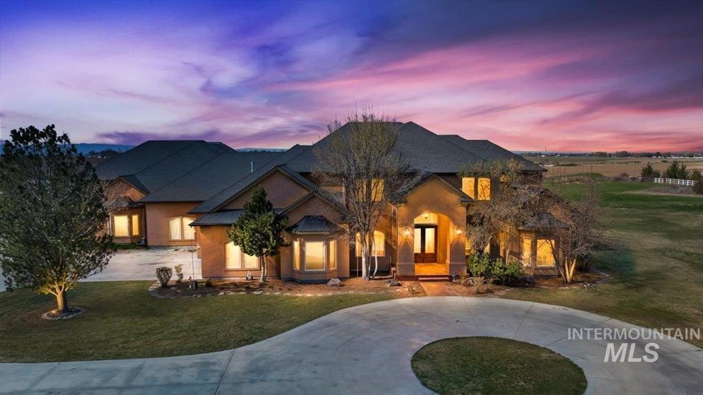 3797 Rustler Ln, Meridian, ID 83642