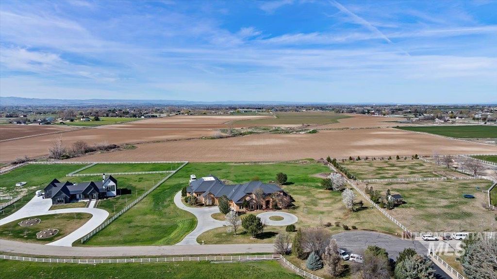 3797 Rustler Ln, Meridian, ID 83642 photo 12