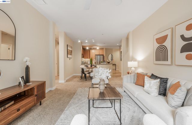 5501 De Marcus Blvd 206, Dublin, CA 94568