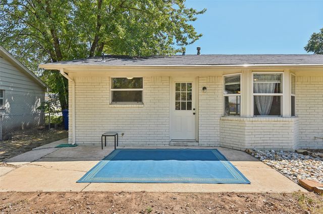 1624 S 4th Street, Broken Arrow, OK 74012