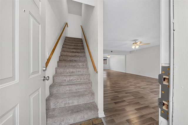8101 Amelia Road 401D, Houston, TX 77055