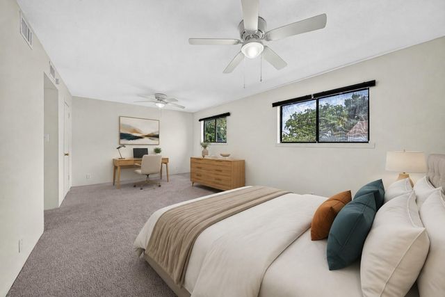 8101 Amelia Road 401D, Houston, TX 77055