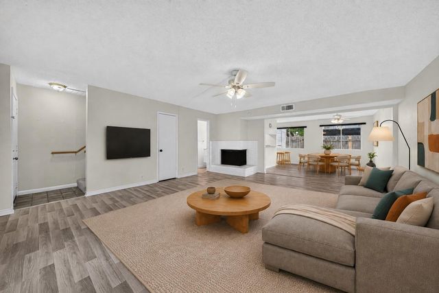 8101 Amelia Road 401D, Houston, TX 77055