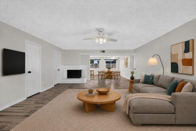 8101 Amelia Road 401D, Houston, TX 77055