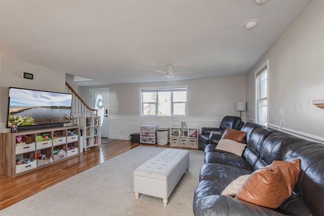 28 Nevens Circle, Rockland, MA 02370