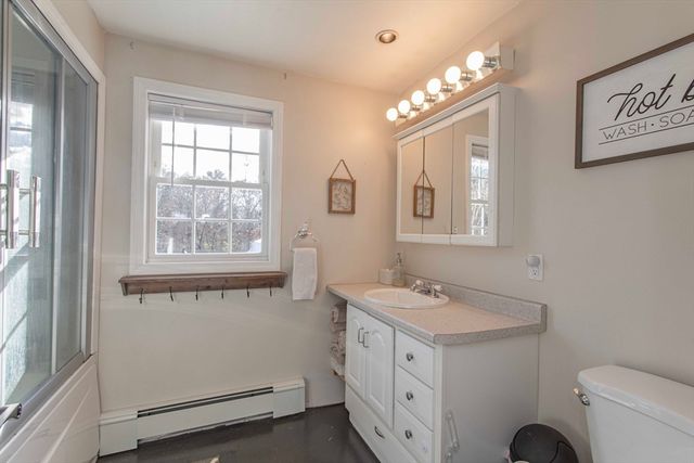 28 Nevens Circle, Rockland, MA 02370