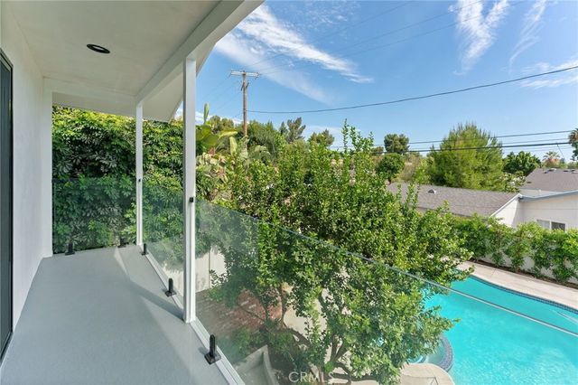 15622 Index, Granada Hills, CA 91344