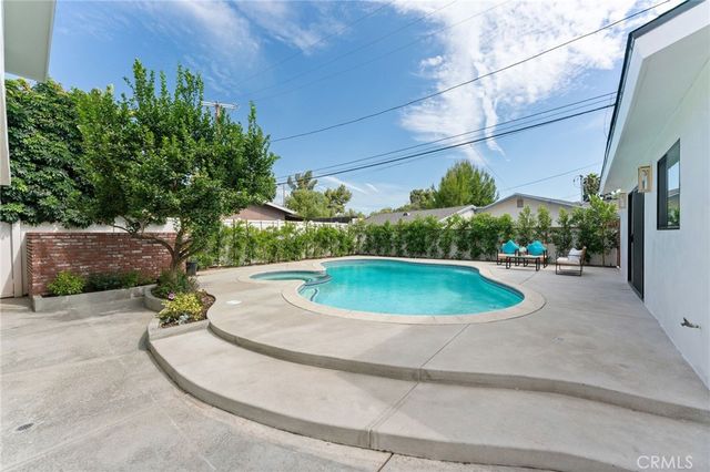 15622 Index, Granada Hills, CA 91344