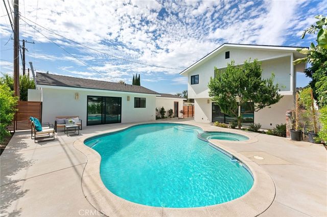 15622 Index, Granada Hills, CA 91344