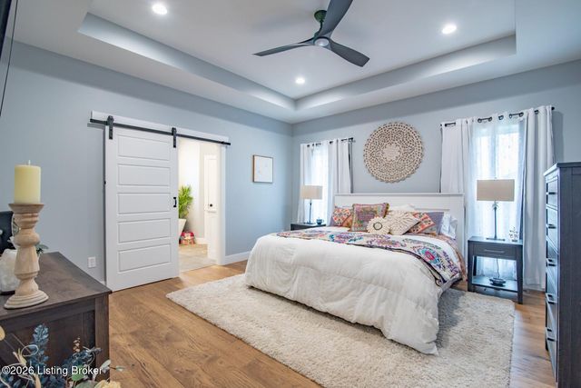 108 Summit Creek Dr, Elizabethtown, KY 42701