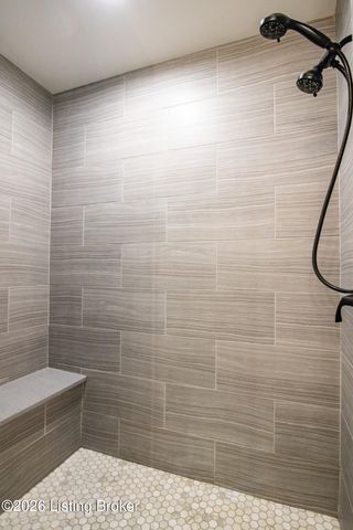 108 Summit Creek Dr, Elizabethtown, KY 42701