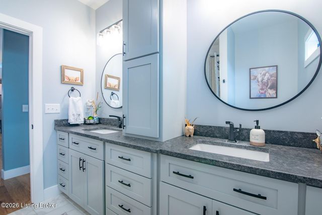 108 Summit Creek Dr, Elizabethtown, KY 42701