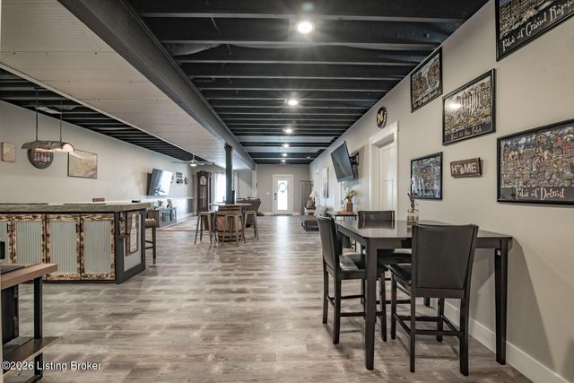 108 Summit Creek Dr, Elizabethtown, KY 42701