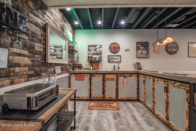 108 Summit Creek Dr, Elizabethtown, KY 42701