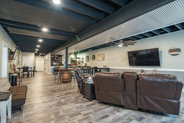 108 Summit Creek Dr, Elizabethtown, KY 42701