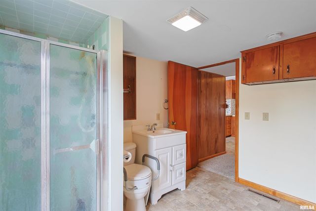 707 DOGWOOD Lane, Marion, IL 62959