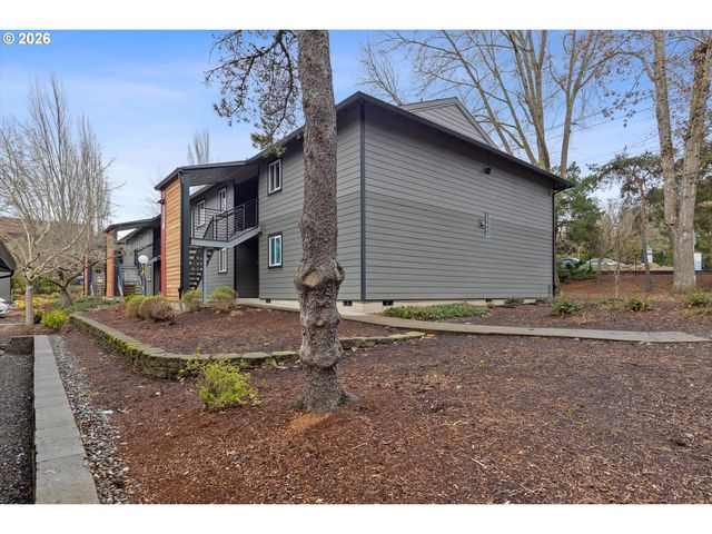 12642 Nw BARNES Rd 8, Portland, OR 97229