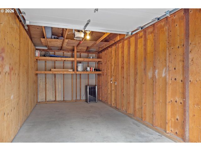 12642 Nw BARNES Rd 8, Portland, OR 97229