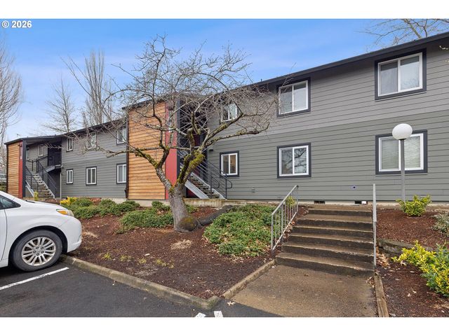 12642 Nw BARNES Rd 8, Portland, OR 97229