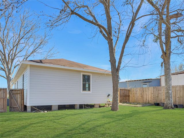 114 8th Street, Rosenberg, TX 77471