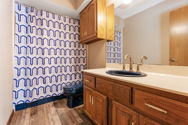 1561 E Country Club Drive, Vinita, OK 74301