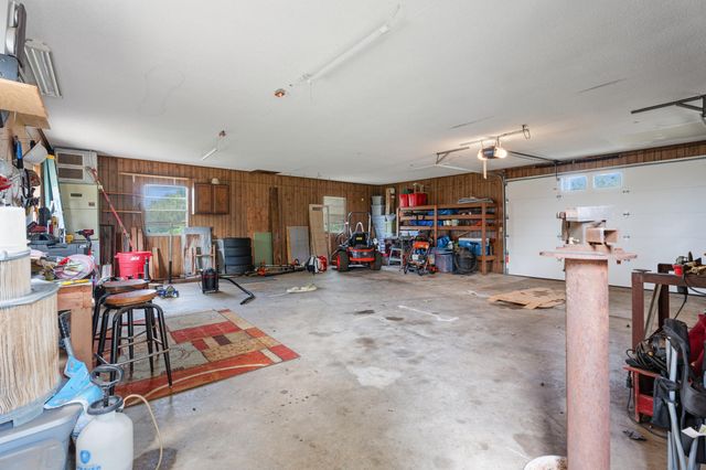 1561 E Country Club Drive, Vinita, OK 74301