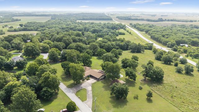 1561 E Country Club Drive, Vinita, OK 74301