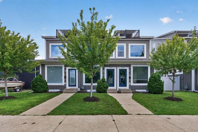 2421 2nd Street NE, Minneapolis, MN 55418