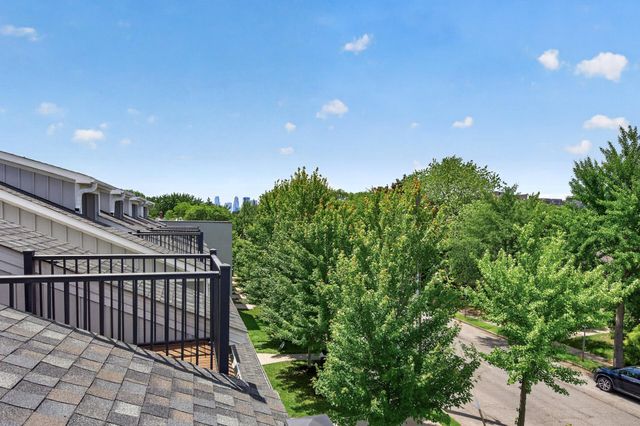 2421 2nd Street NE, Minneapolis, MN 55418