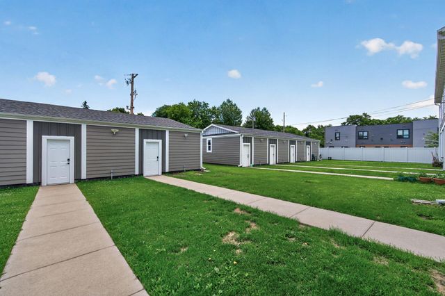 2421 2nd Street NE, Minneapolis, MN 55418