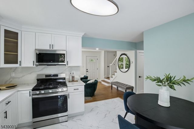 127 Glenwild Ave, Bloomingdale Boro, NJ 07403