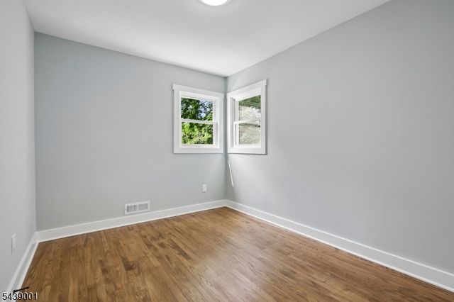 127 Glenwild Ave, Bloomingdale Boro, NJ 07403