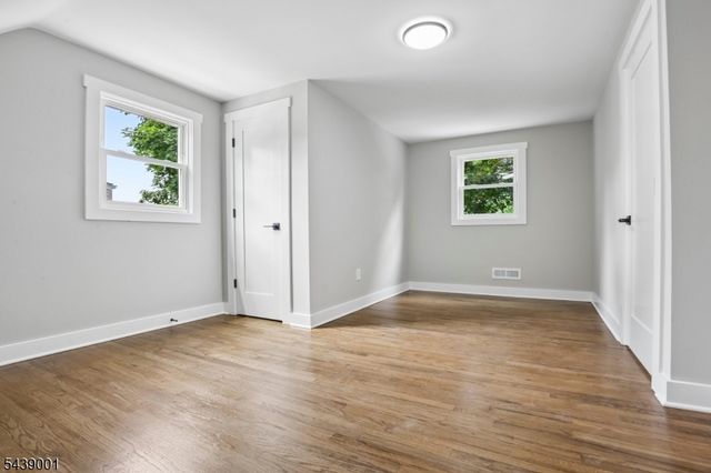 127 Glenwild Ave, Bloomingdale Boro, NJ 07403