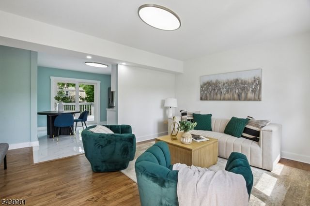 127 Glenwild Ave, Bloomingdale Boro, NJ 07403