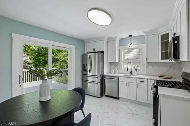 127 Glenwild Ave, Bloomingdale Boro, NJ 07403