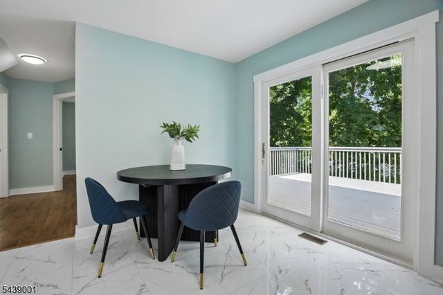 127 Glenwild Ave, Bloomingdale Boro, NJ 07403