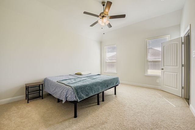 5961 Halls Lake Loop, Fort Worth, TX 76179