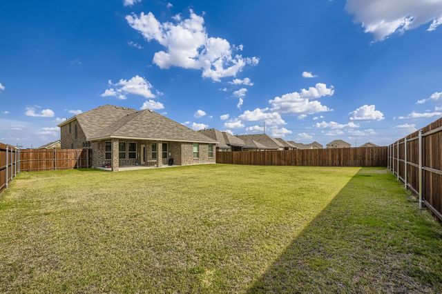 5961 Halls Lake Loop, Fort Worth, TX 76179