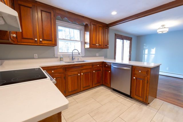 36 Milbern Avenue, Hampton, NH 03842