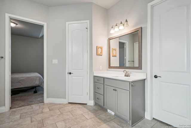 1706 Crystal Bridges, San Antonio, TX 78260