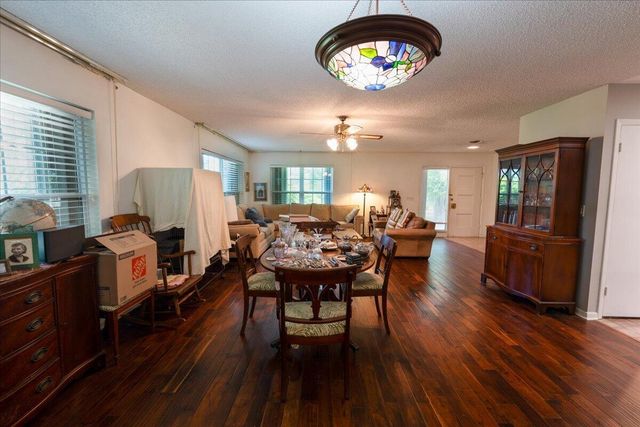 105 Sheridan Lane, Jensen Beach, FL 34957