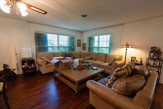 105 Sheridan Lane, Jensen Beach, FL 34957