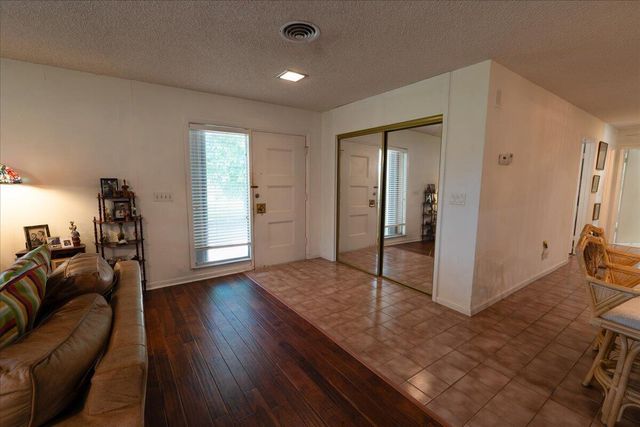 105 Sheridan Lane, Jensen Beach, FL 34957